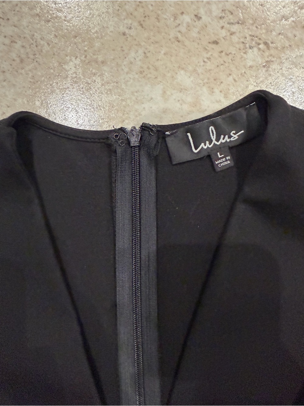 Lulu's Black Sleeveless V-Neck Mini Sheath Dress NWT Size Large - Picture 5 of 8